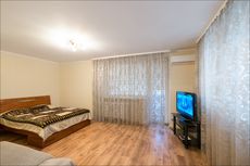 Однокомнатная квартира на сутки в Минске, Цнянская ул., д.17